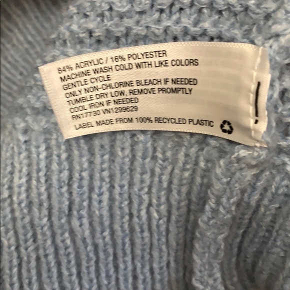 NEW! Ice Blue Knit Arm Sweater - Picture 4 of 4